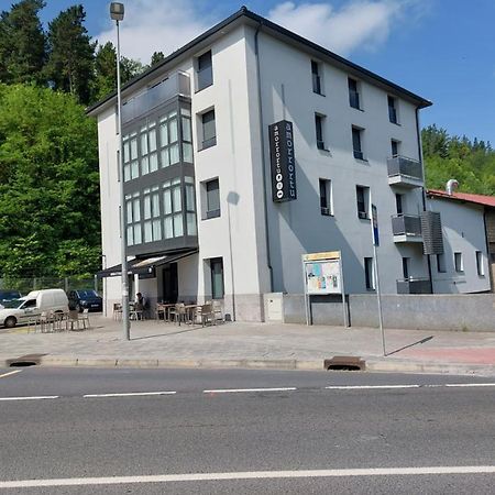 Pension Amorrortu Lemona Arraibi Εξωτερικό φωτογραφία